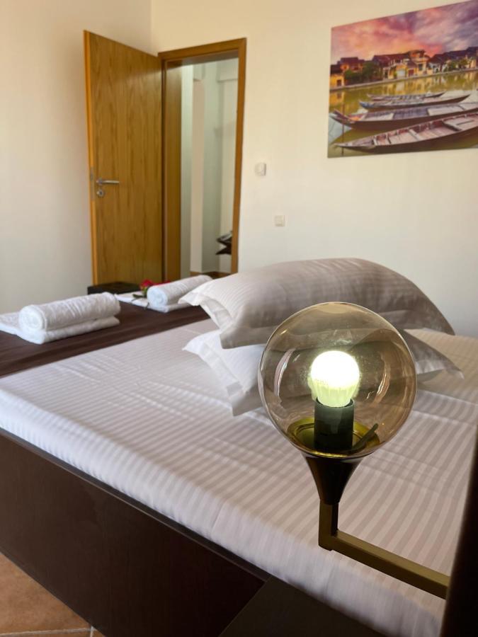 Ametist Casa Leului Hotel Navodari Ngoại thất bức ảnh